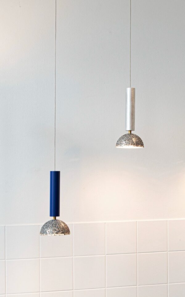 ARRAY designlamp Aero Light van David Derksen blauwe en geborsteld aluminium uitvoering