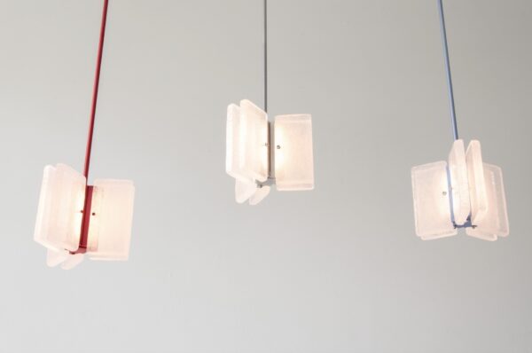 Designlamp ARRAY Slab Light drie kleuren rood zilver en lichtblauw